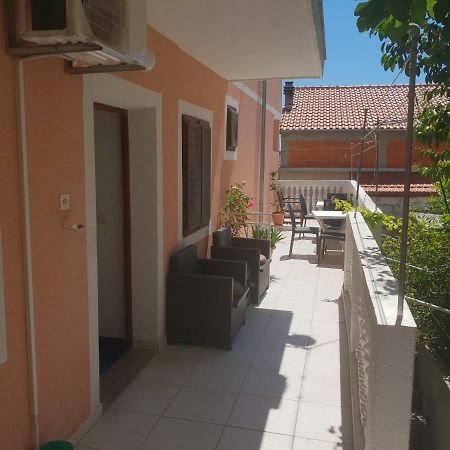Guest House Alisa Hvar Town Eksteriør bilde